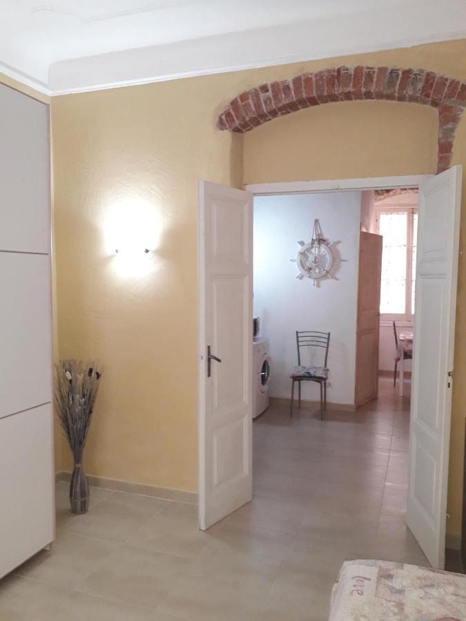 La Casa Dei Dipinti Delle Cinque Terre *